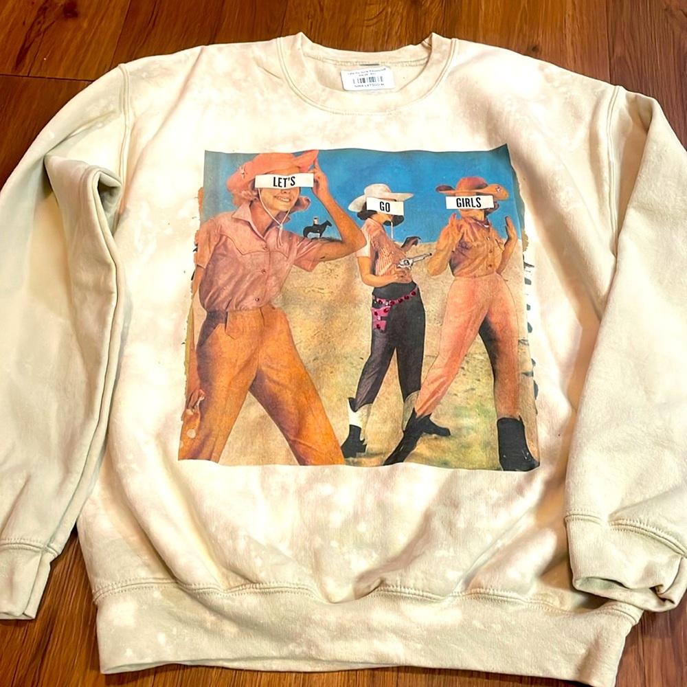 Sweatshirt